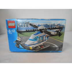Hélicoptère Lego City 7741