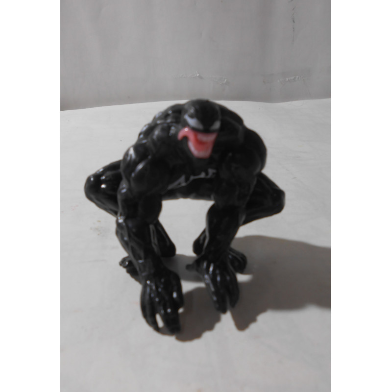 Figurine venom