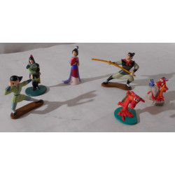 Lot de 6 Figurines diverses...