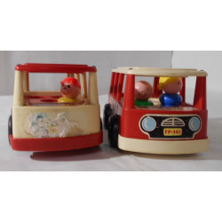 Lot de deux Mini-Bus Fisher Price de 1969