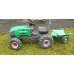 Tracteur avec remorque