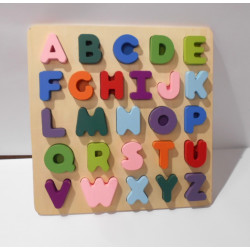Puzzle alphabet en bois