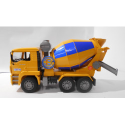 Camion bétonnière - Bruder