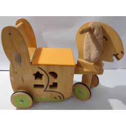 Trotteur en bois mouton