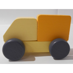 Camion en bois