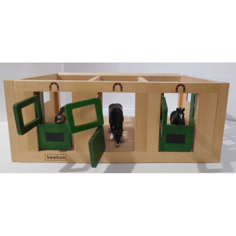 Ecurie en bois - beeboo