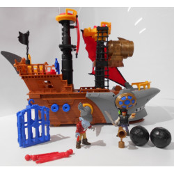 Bateau de pirate requin-...