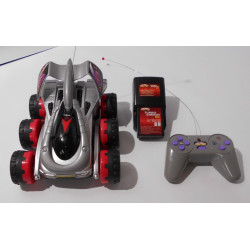 Voiture télécommandée avec 6 roues tronico