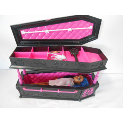 Poupée Monster High et Cercueil