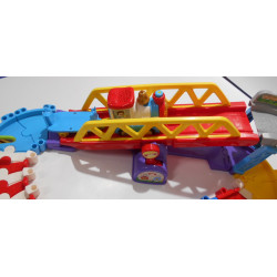 V Tech - Tchou Tchou Bolides - Maxi circuit train Twist