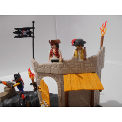 Playmobil - L'ilôt des pirates (Inspirée de la réf 70979)