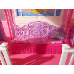 Maison Barbie et mobilier