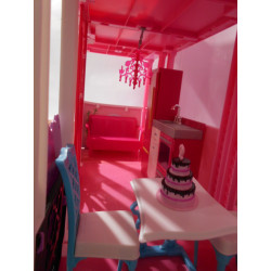 Maison Barbie et mobilier