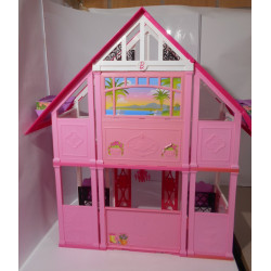 Maison Barbie et mobilier