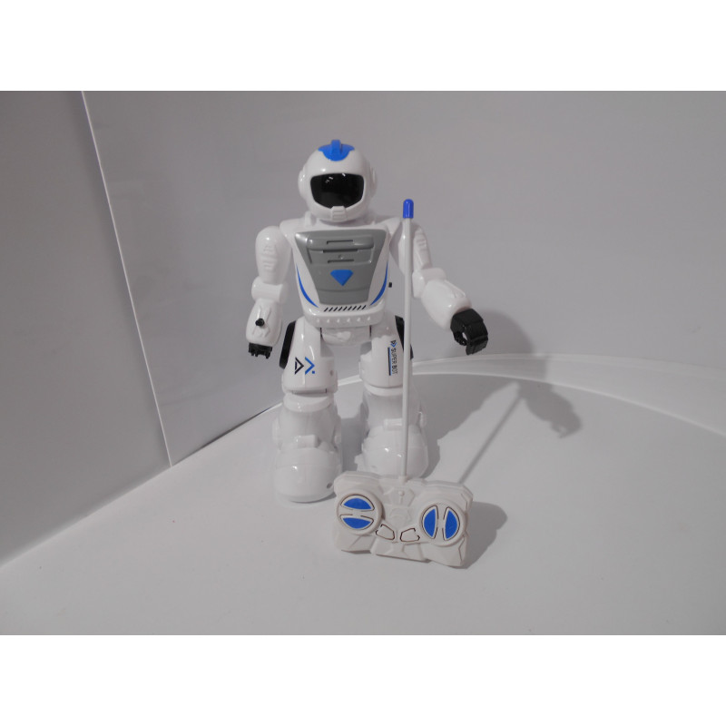 Robot télécommandé-superbot