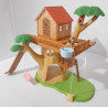 Sylvanian Families - La cabane dans l'arbre + Famille lapin gris