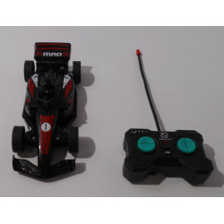 Voiture de course télécommandée F1.