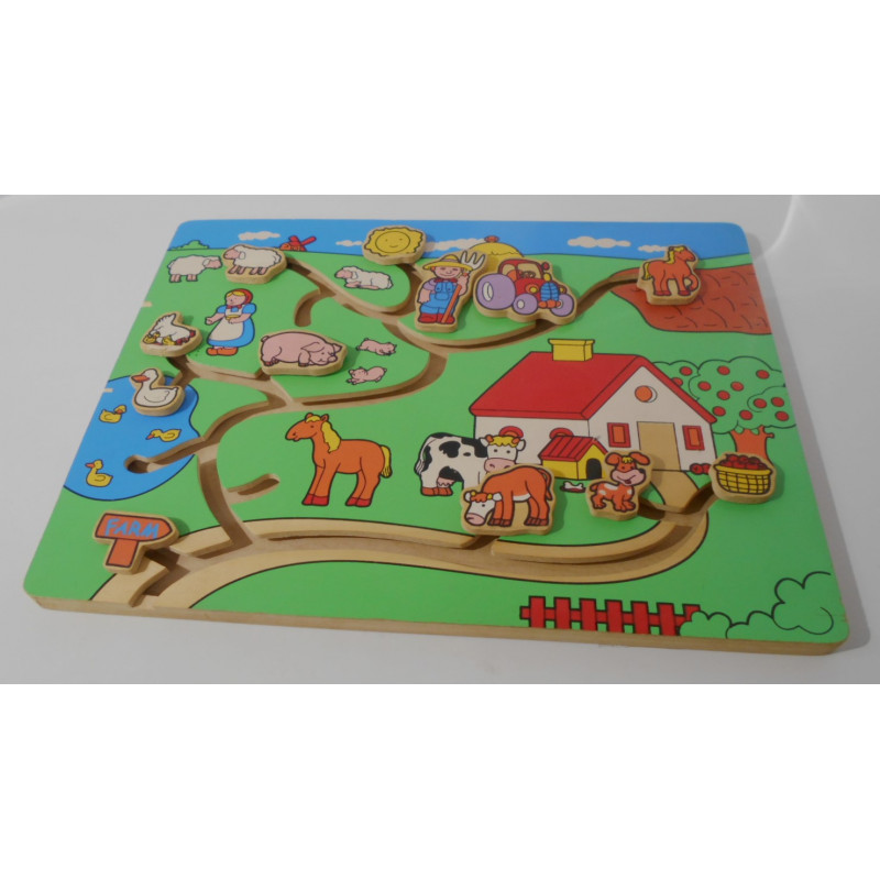 Labyrinthe en bois thème ferme