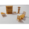Meubles miniatures en bois