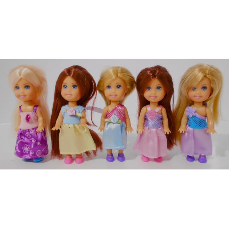 Lot de 5 petites poupées