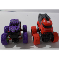lot de 2 VÉHICULES Tout Terrain, 4 roues motrices, tournent à 360°