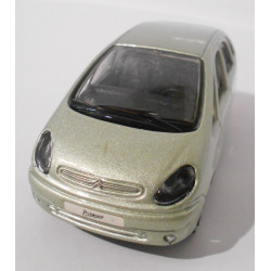 Voiture miniature Citroën Xsara Picasso 1/43