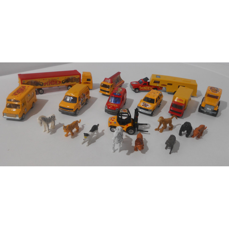 Lot de voitures cirque PINDER - MAJORETTE