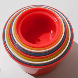 Jeu de gobelets empilables