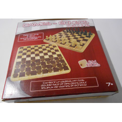Jeu de dames et d'échecs