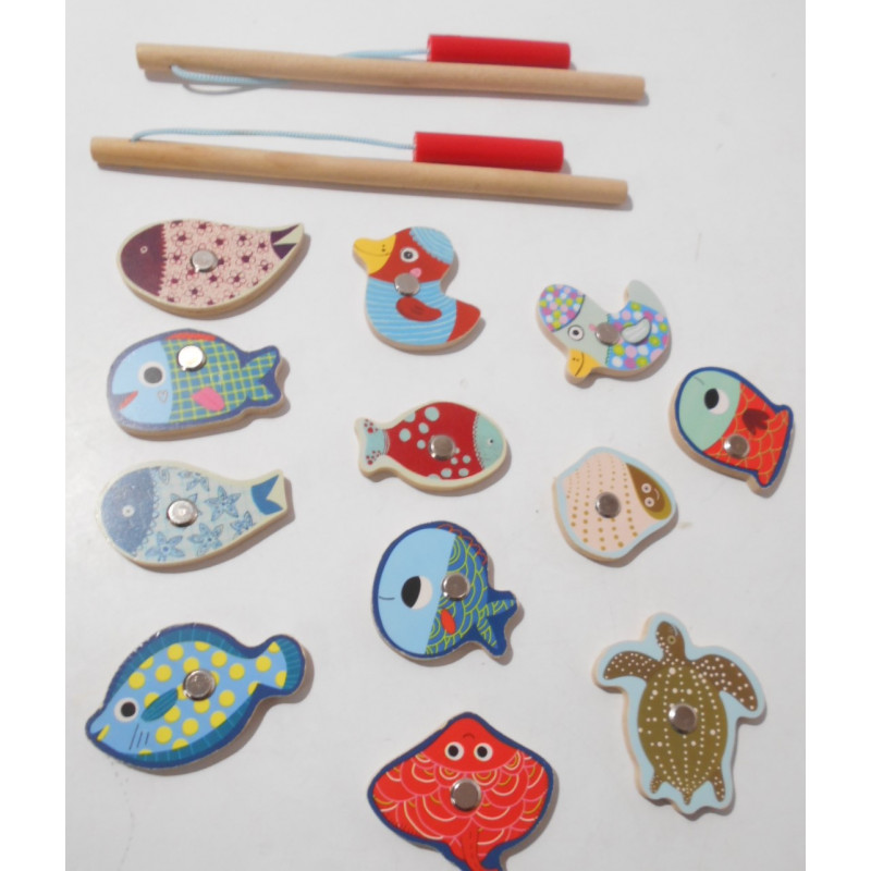 Pêche à la ligne en bois et aimantée (Création LRE)