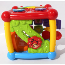 Baby cube d'éveil interactif - Vtech