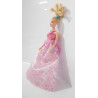 Poupée Barbie en robe rose élégante