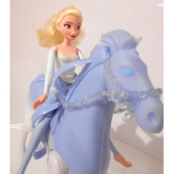 Poupée Elsa avec cheval magique