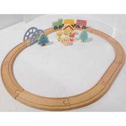 Mon circuit de train leo en bois - One Two Fun