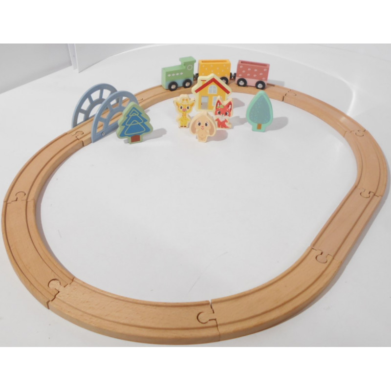 Mon circuit de train leo en bois - One Two Fun
