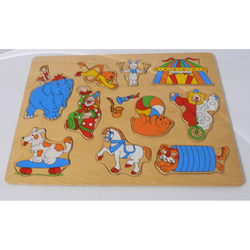 Puzzle en bois pour enfant