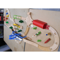 Circuit en bois pour enfant - IKEA