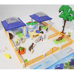 Playmobil - Centre de soin animalier. Réf : 4344