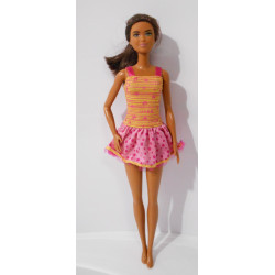 Poupée mannequin Barbie Mattel  brune