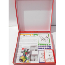 Boîte de jeux neuve ”le petit Nicolas ”