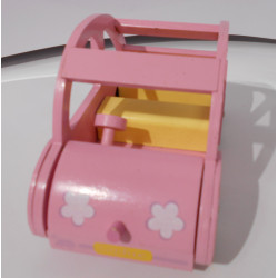 Voiture de Sophie en bois
