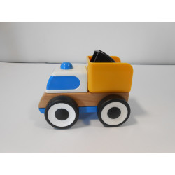 Voiture en bois démontable