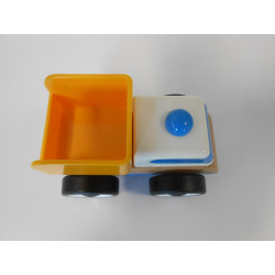 Voiture en bois démontable