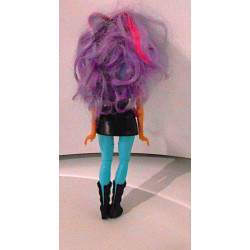 Barbie cheveux colorés