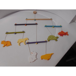 Mobile Bébé en bois