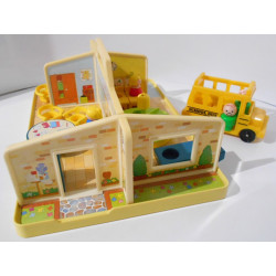 Ecole maternelle Play family - Fisher Price (vintage 1978)