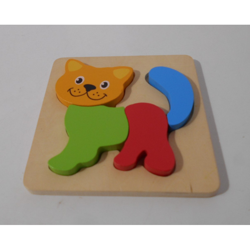 Petit puzzle en bois chat à encastrement