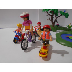 Playmobil - Ballade au bord de l'eau - (Création LRE)