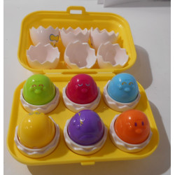 Boîte Oeufs Poussins Colorés Sonores- Tomy