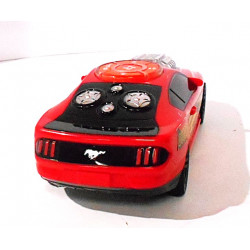 Voiture DJ musicale et dansante avec lumières et haut-parleurs